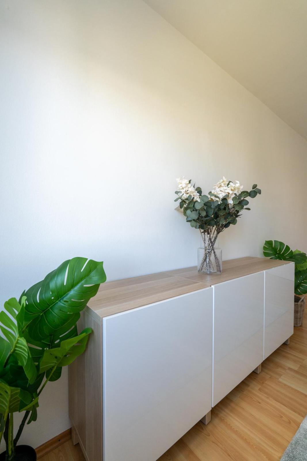 Two Bedrooms - 85 Squaremeters - 4 Min To U6 Dresdner Str Viena Exterior foto