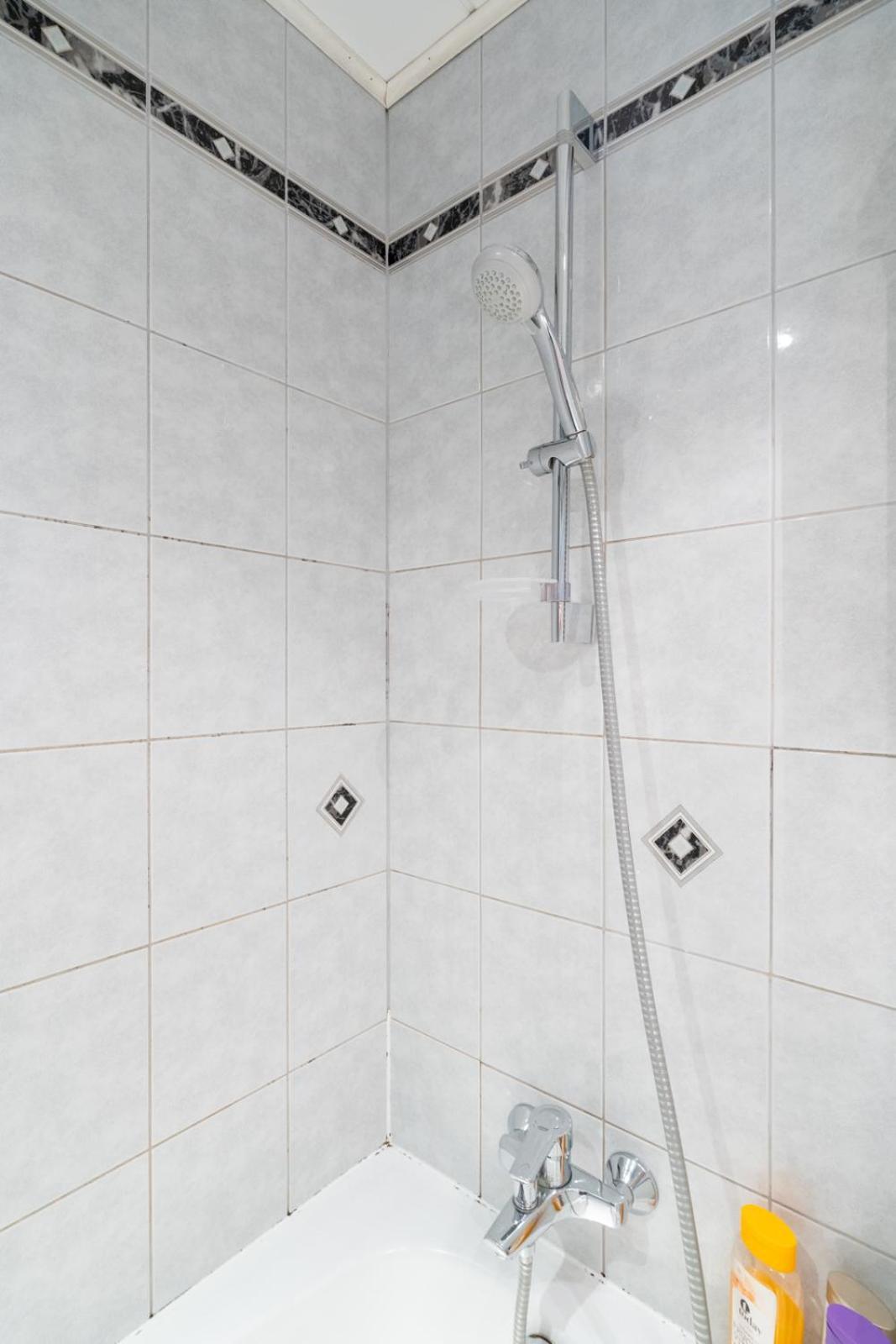 Two Bedrooms - 85 Squaremeters - 4 Min To U6 Dresdner Str Viena Exterior foto