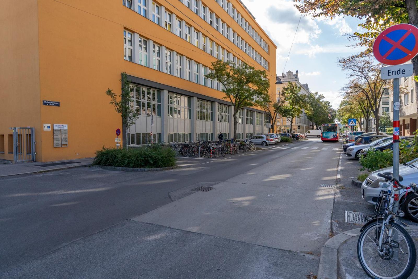 Two Bedrooms - 85 Squaremeters - 4 Min To U6 Dresdner Str Viena Exterior foto