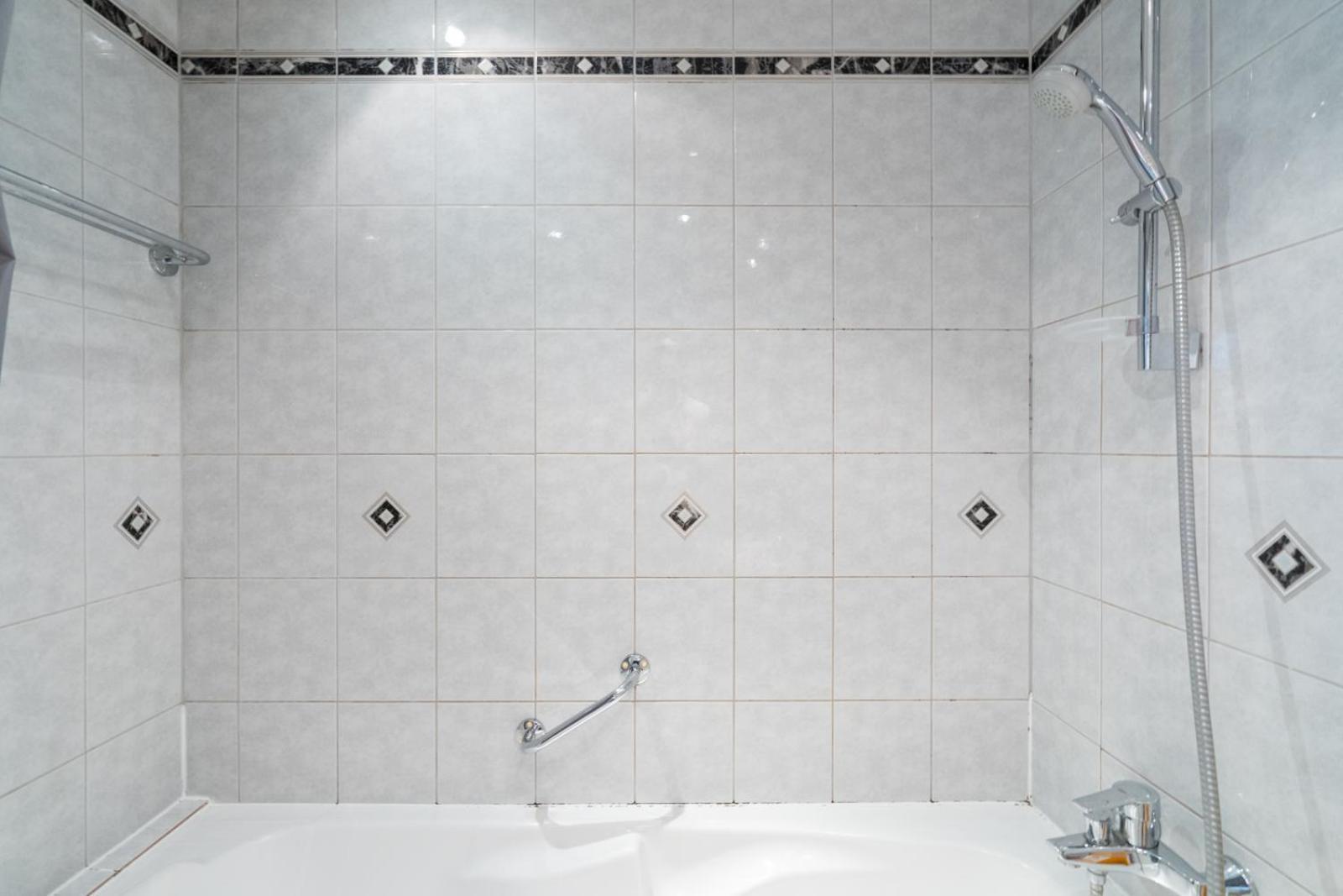 Two Bedrooms - 85 Squaremeters - 4 Min To U6 Dresdner Str Viena Exterior foto