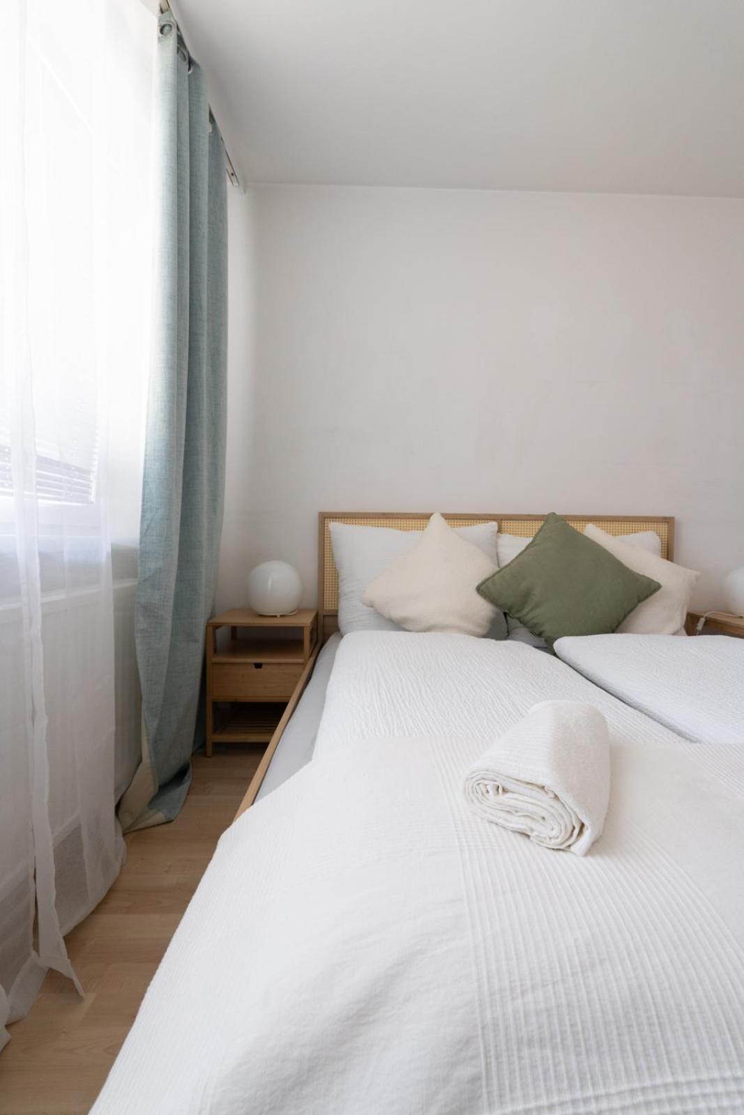 Two Bedrooms - 85 Squaremeters - 4 Min To U6 Dresdner Str Viena Exterior foto