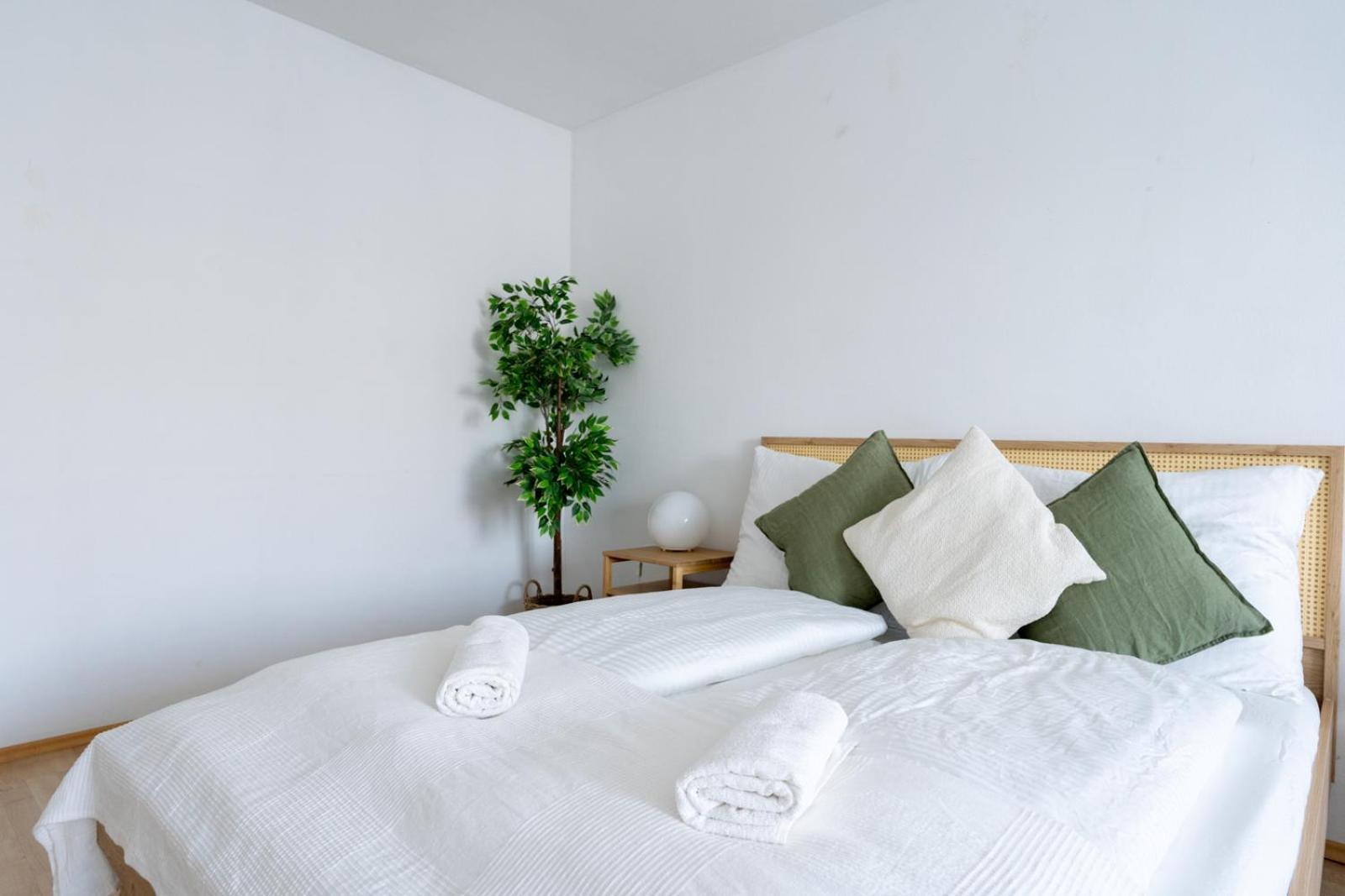 Two Bedrooms - 85 Squaremeters - 4 Min To U6 Dresdner Str Viena Exterior foto